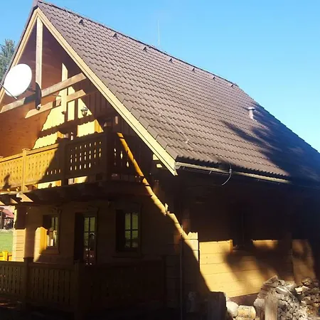 山林小屋 Zrub *